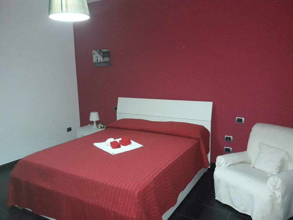 Casa Zefiro Apartman Pozzallo Kültér fotó